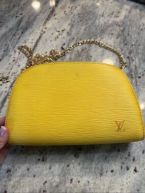 Louis Vuitton Epi Douphine Leather Cosmetics Pouch Purse/converted